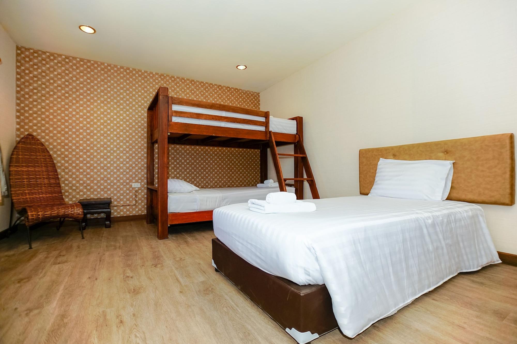 Parasol Inn Chiang Mai Old City Hotel Экстерьер фото