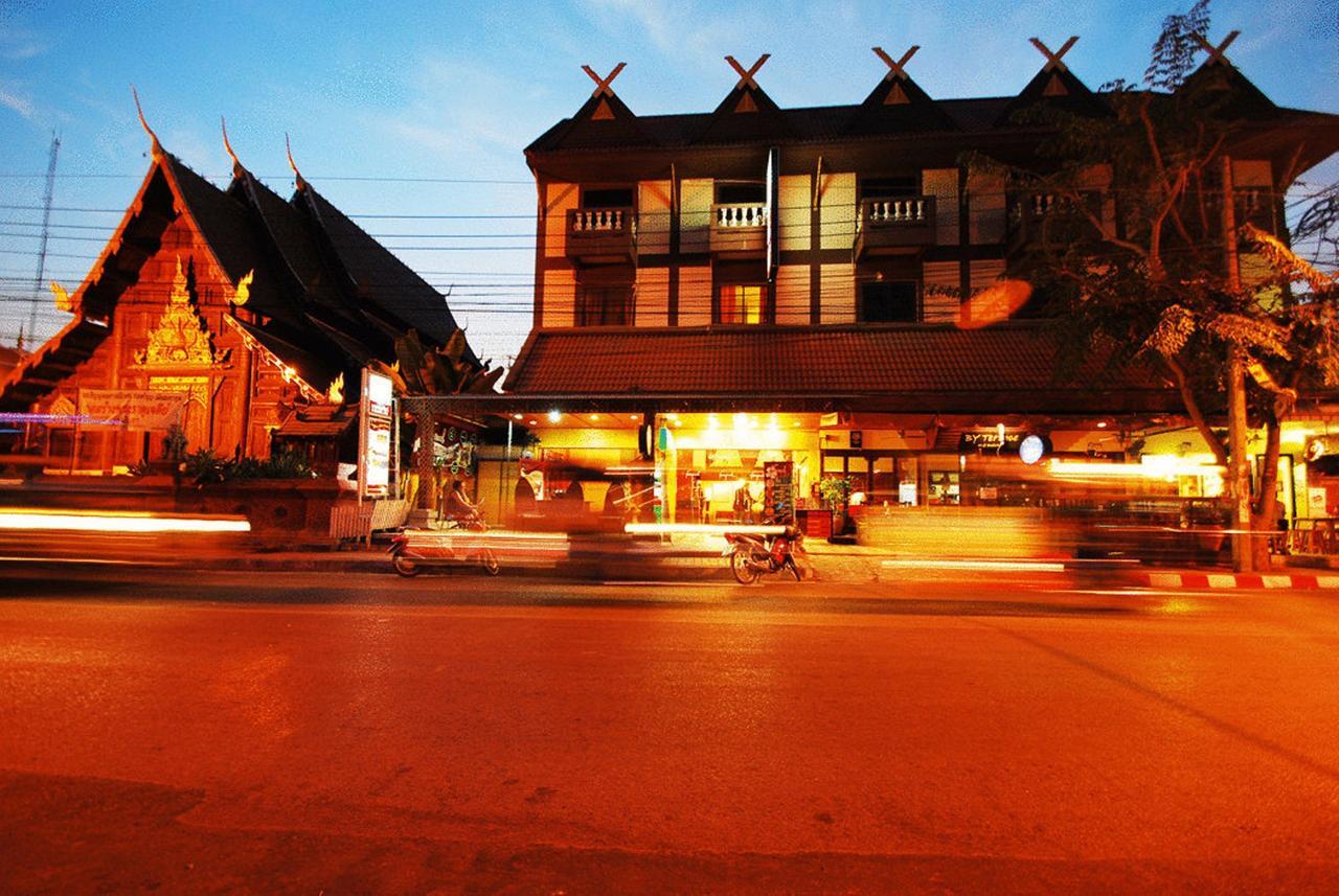 Parasol Inn Chiang Mai Old City Hotel Экстерьер фото