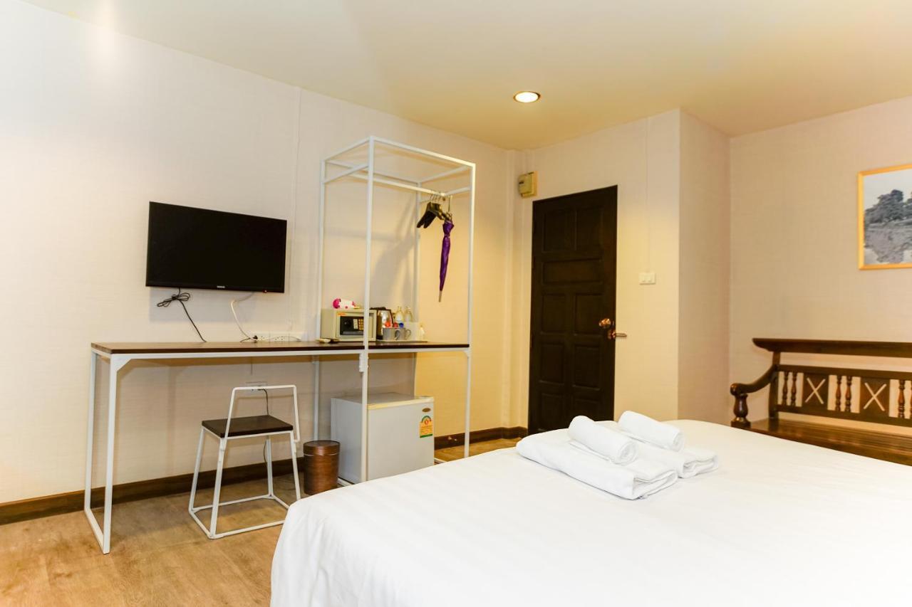 Parasol Inn Chiang Mai Old City Hotel Экстерьер фото